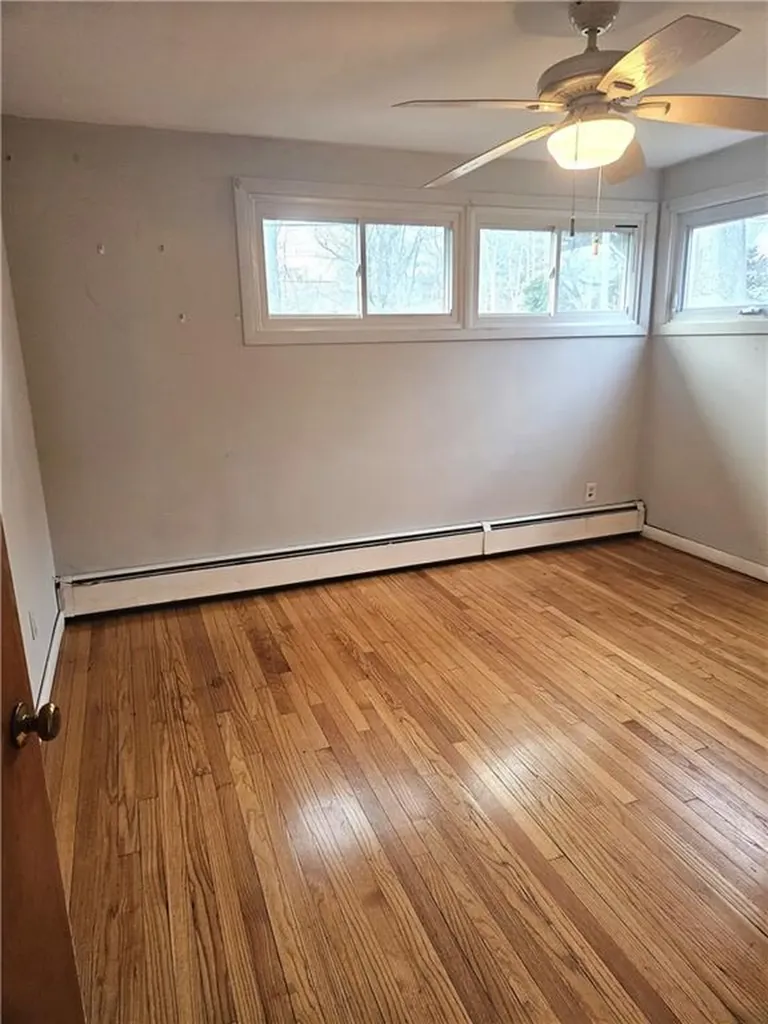 96 Adelaide Avenue Warwick RI 02886