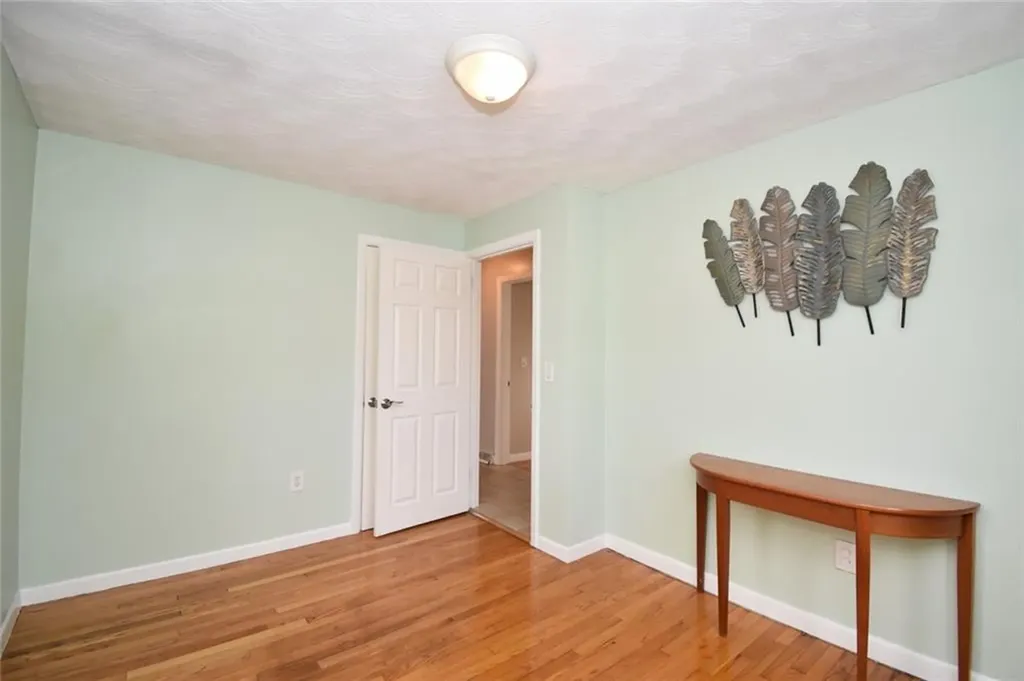 56 Pettis Drive Warwick RI 02889