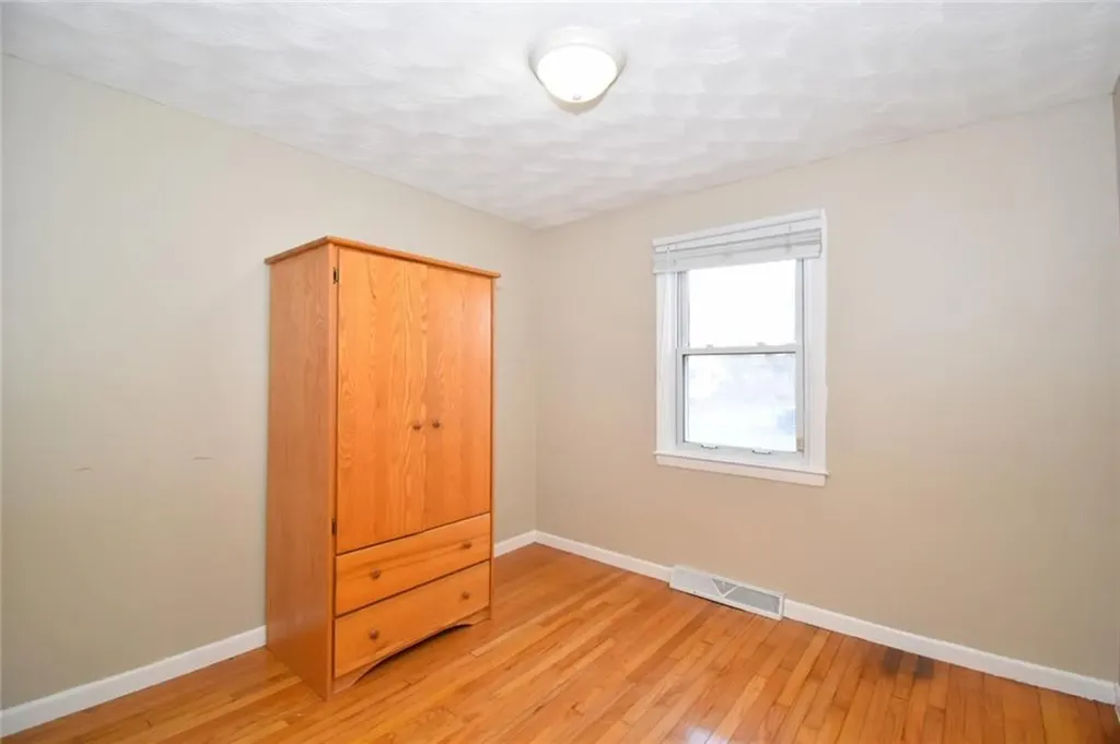 56 Pettis Drive Warwick RI 02889