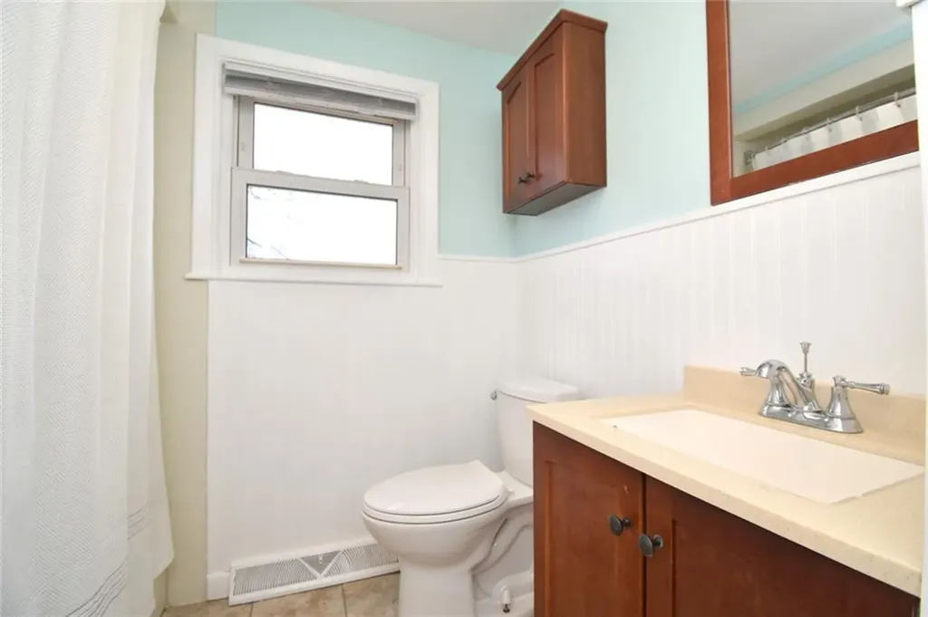 56 Pettis Drive Warwick RI 02889