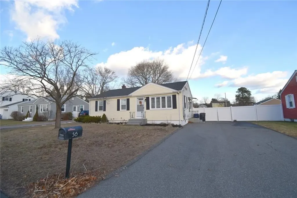 56 Pettis Drive Warwick RI 02889