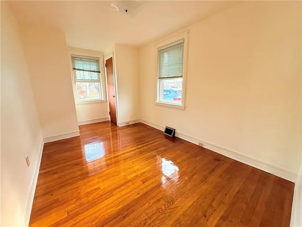 35 Community Road Warwick RI 02889