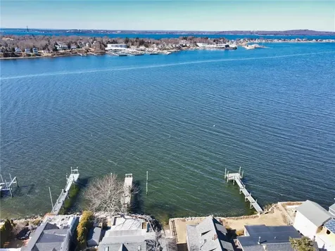 263 Riverside Drive Tiverton RI 2878