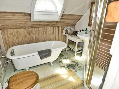 263 Riverside Drive Tiverton RI 2878