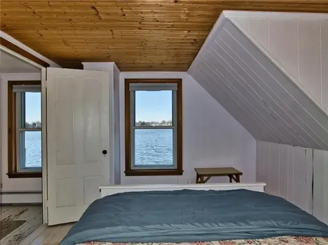 263 Riverside Drive Tiverton RI 2878