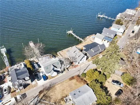 263 Riverside Drive Tiverton RI 2878