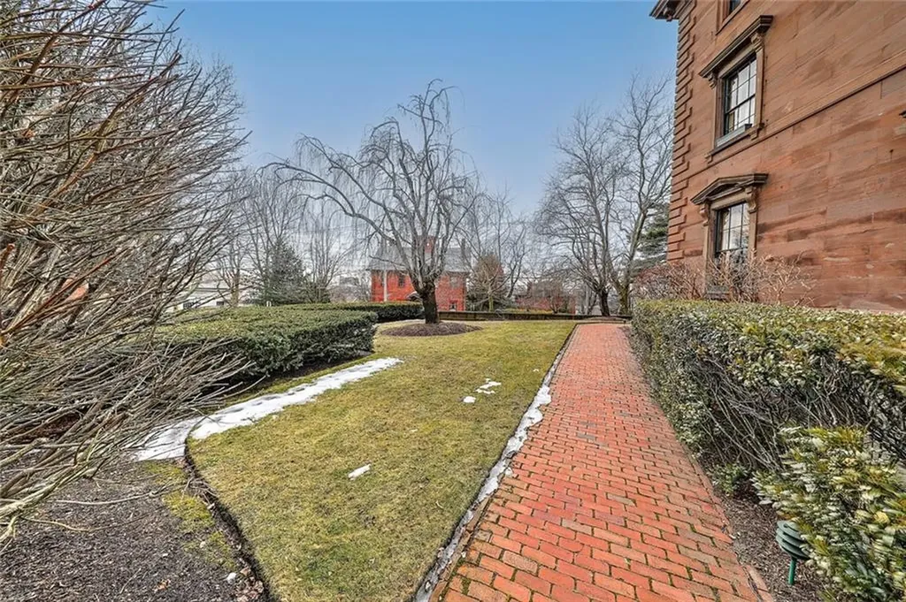 389 Benefit Street Providence RI 02906