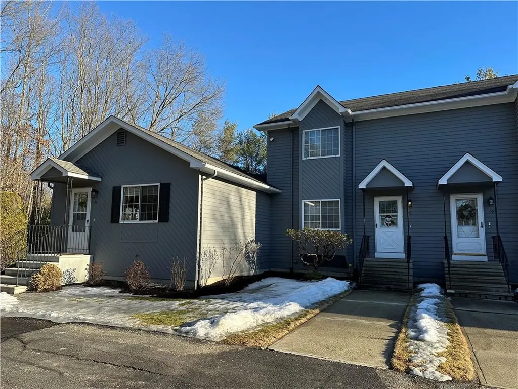 25 Magnum Court Smithfield RI 02917