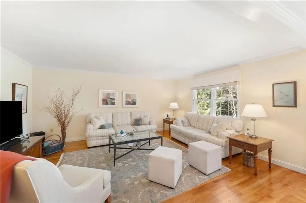 61 Bruce Lane Warwick RI 02886