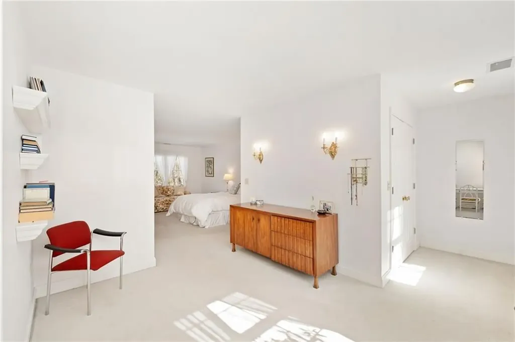 61 Bruce Lane Warwick RI 02886