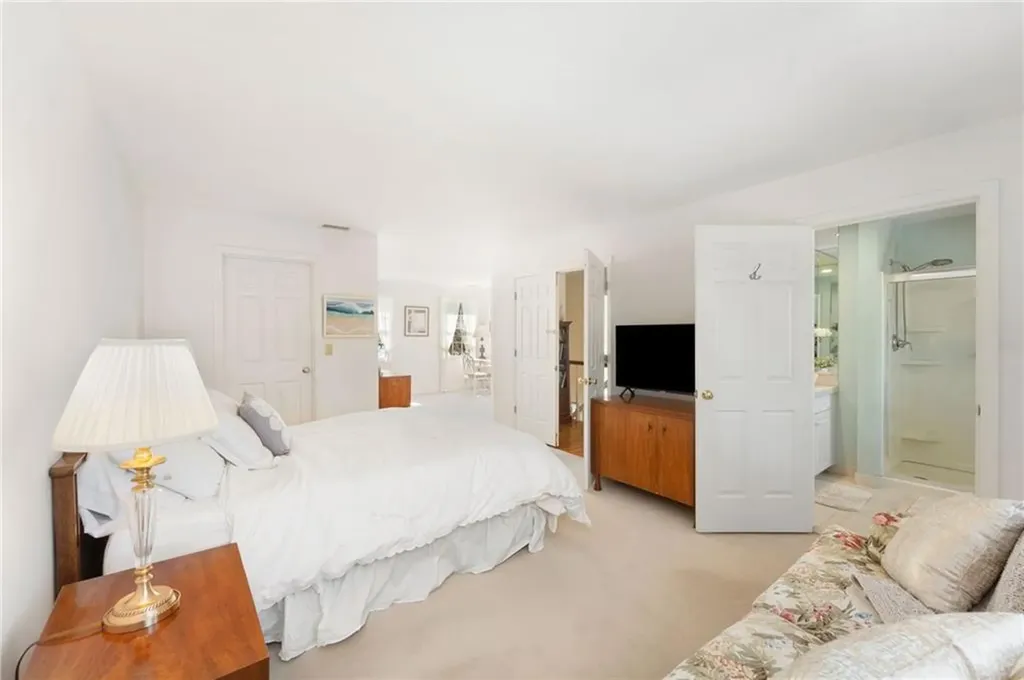 61 Bruce Lane Warwick RI 02886