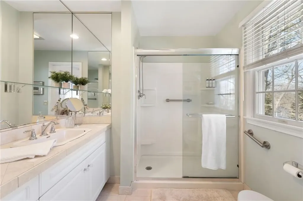 61 Bruce Lane Warwick RI 02886