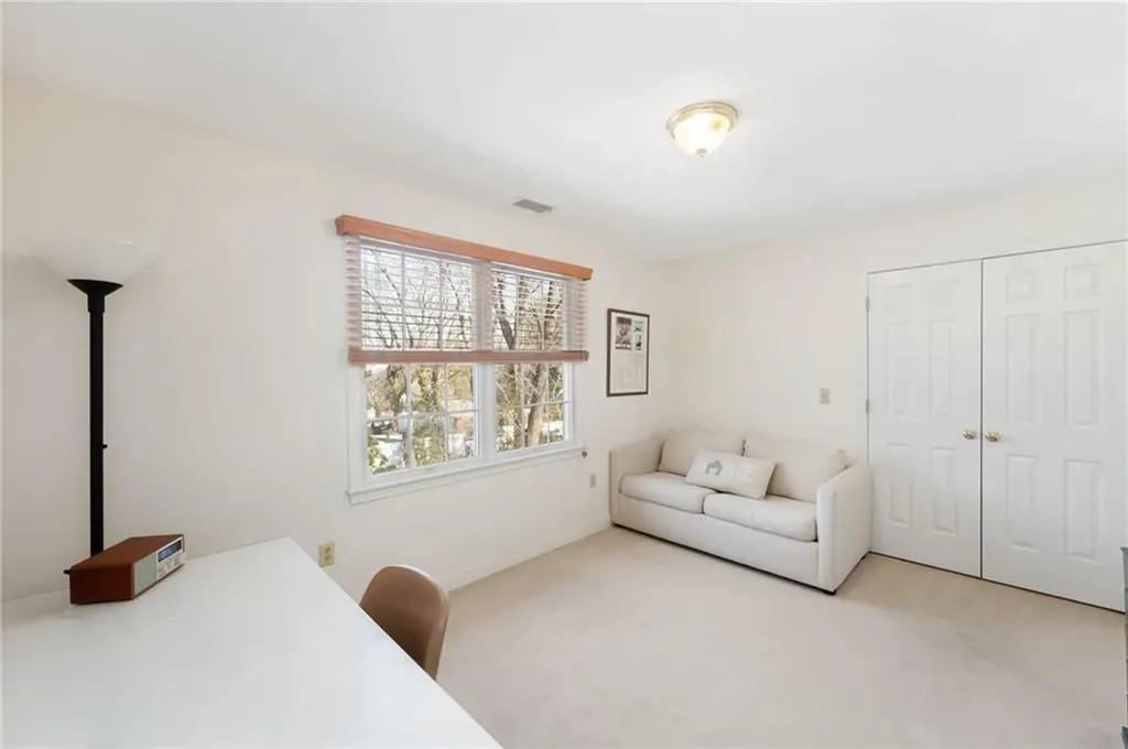 61 Bruce Lane Warwick RI 02886