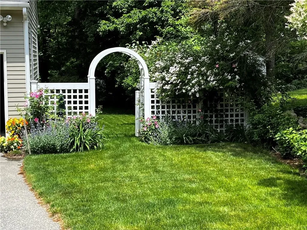 61 Bruce Lane Warwick RI 02886