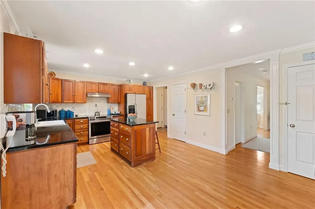 61 Bruce Lane Warwick RI 02886