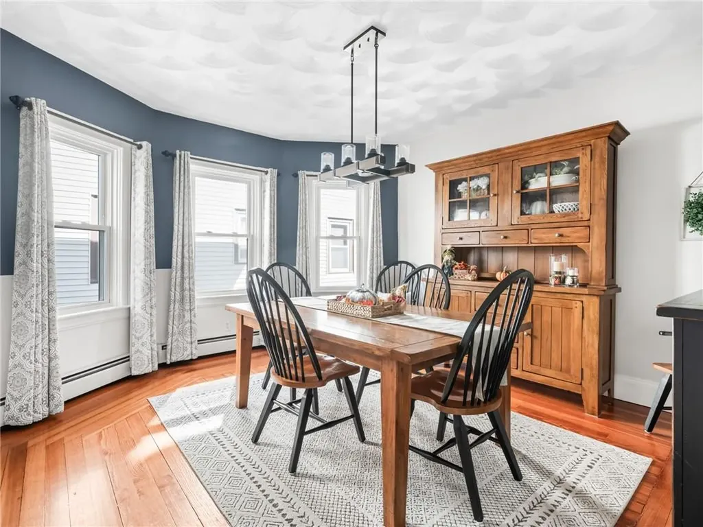 58 Homewood Avenue North Providence RI 02911