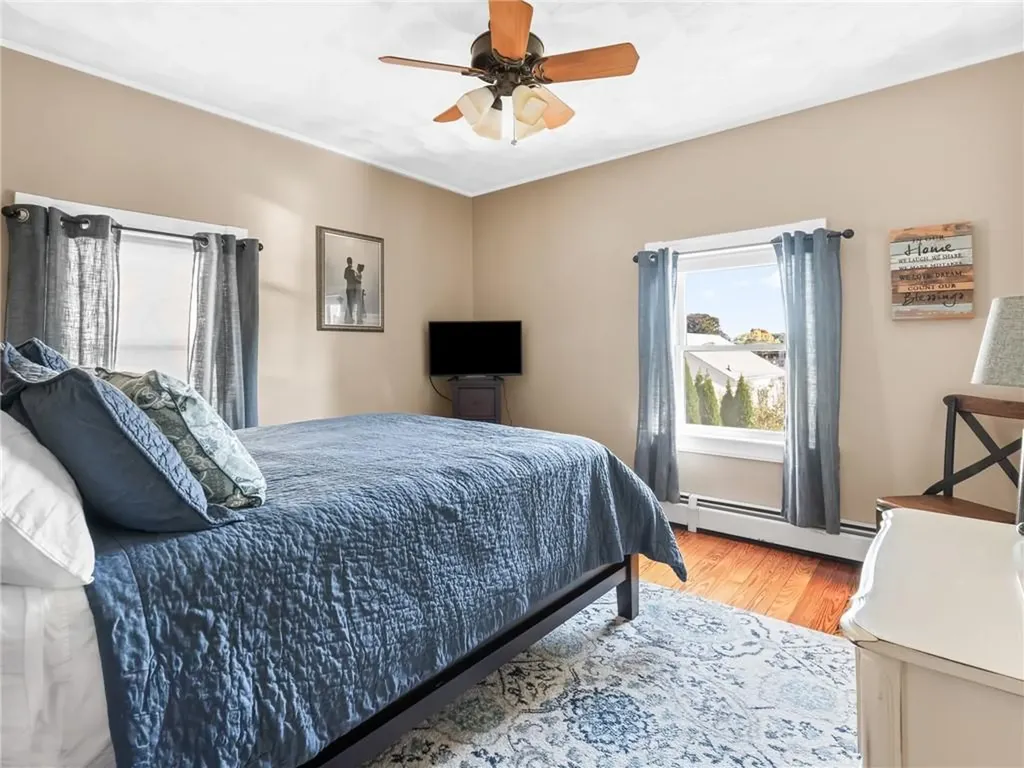 58 Homewood Avenue North Providence RI 02911