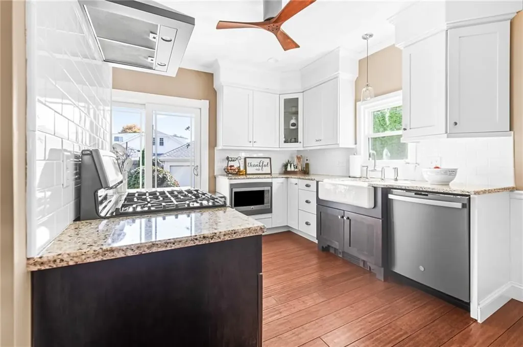 58 Homewood Avenue North Providence RI 02911