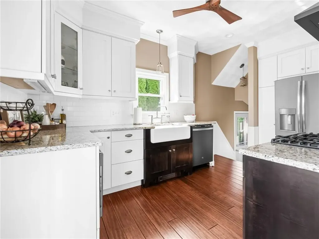 58 Homewood Avenue North Providence RI 02911