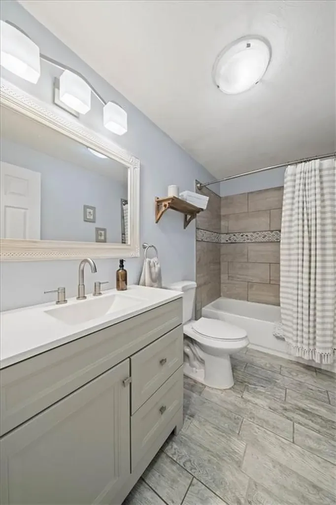 255 Log Bridge Road Coventry RI 02816