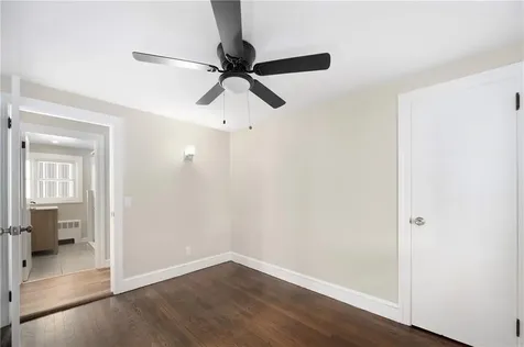 8 William Street Warren RI 02885