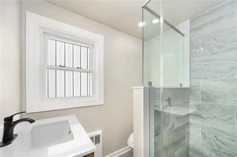 8 William Street Warren RI 02885