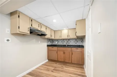 8 William Street Warren RI 02885