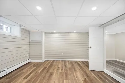 8 William Street Warren RI 02885