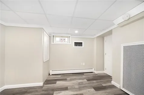 8 William Street Warren RI 02885