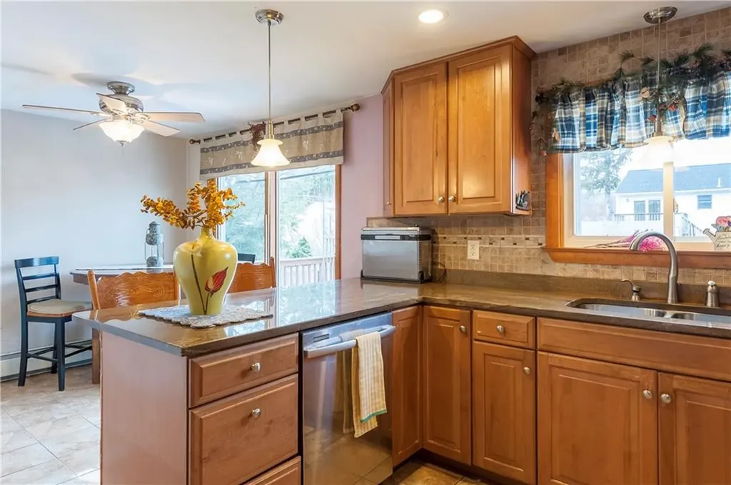 10 Delaware Avenue Cumberland RI 02864