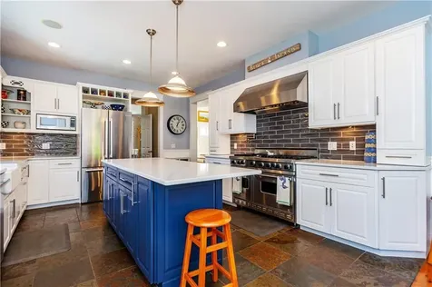 125 Summit View Lane North Kingstown RI 02852