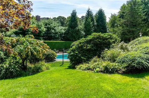 125 Summit View Lane North Kingstown RI 02852