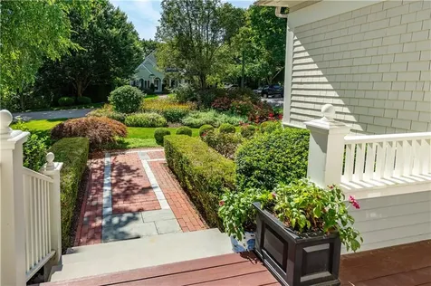 125 Summit View Lane North Kingstown RI 02852