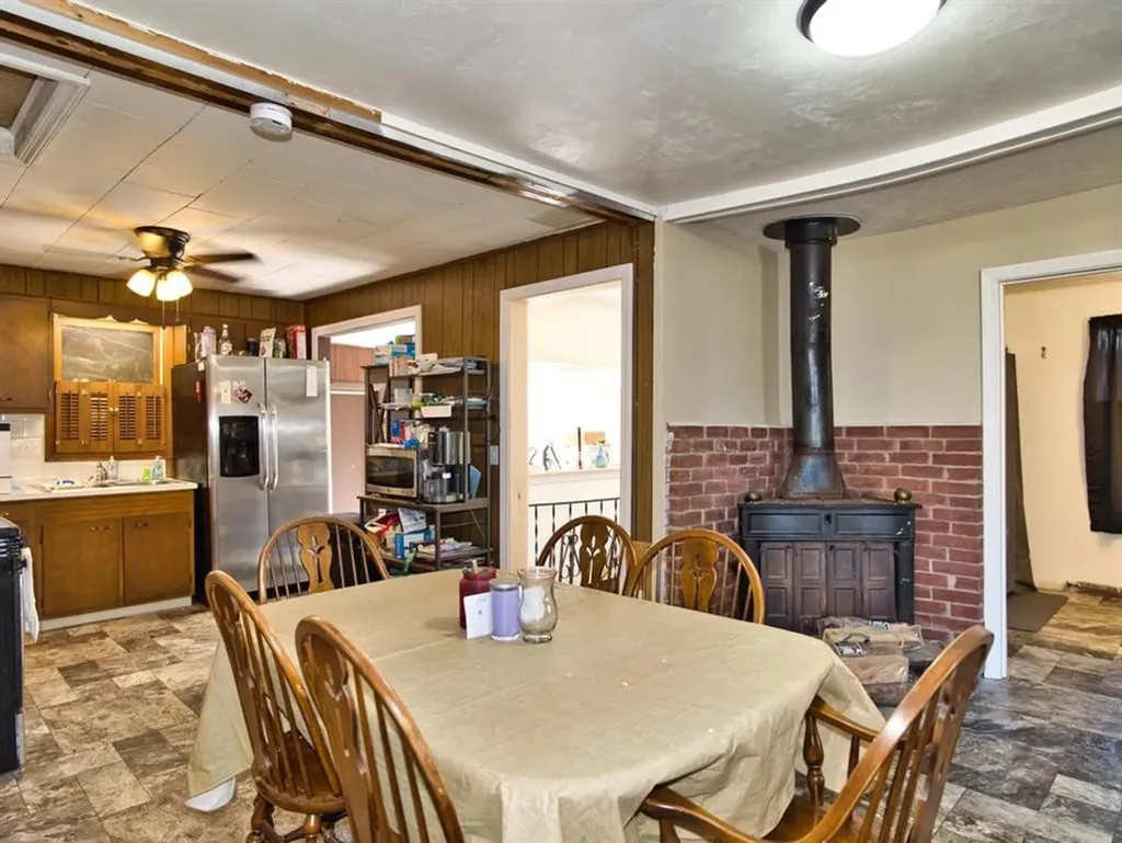 10 Claremont Avenue Bristol RI 02809