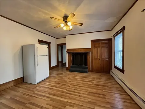 11 Cole Street Bristol RI 02809