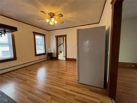 11 Cole Street Bristol RI 02809