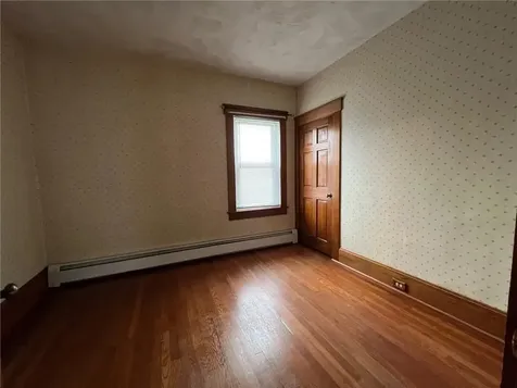 11 Cole Street Bristol RI 02809