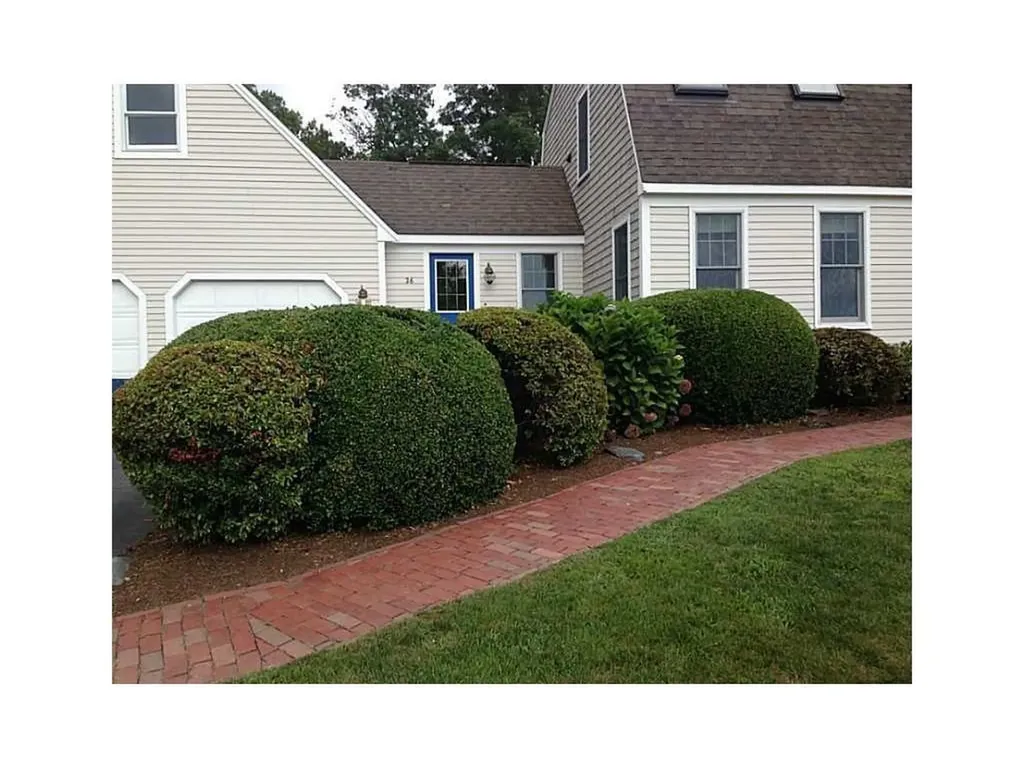 26 Peggy Lane Portsmouth RI 02871