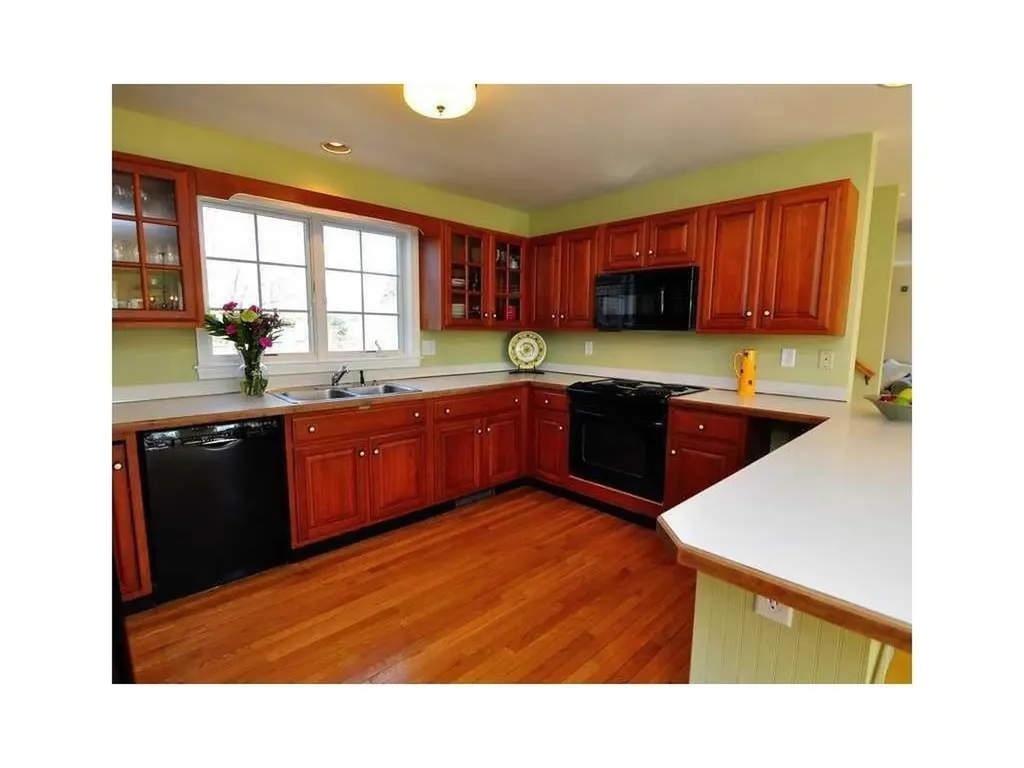 26 Peggy Lane Portsmouth RI 02871