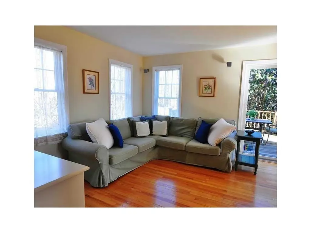 26 Peggy Lane Portsmouth RI 02871