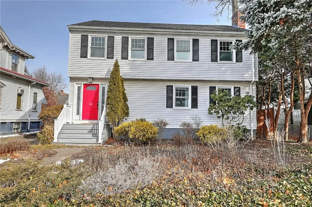 11 Belmont Street Pawtucket RI 02860