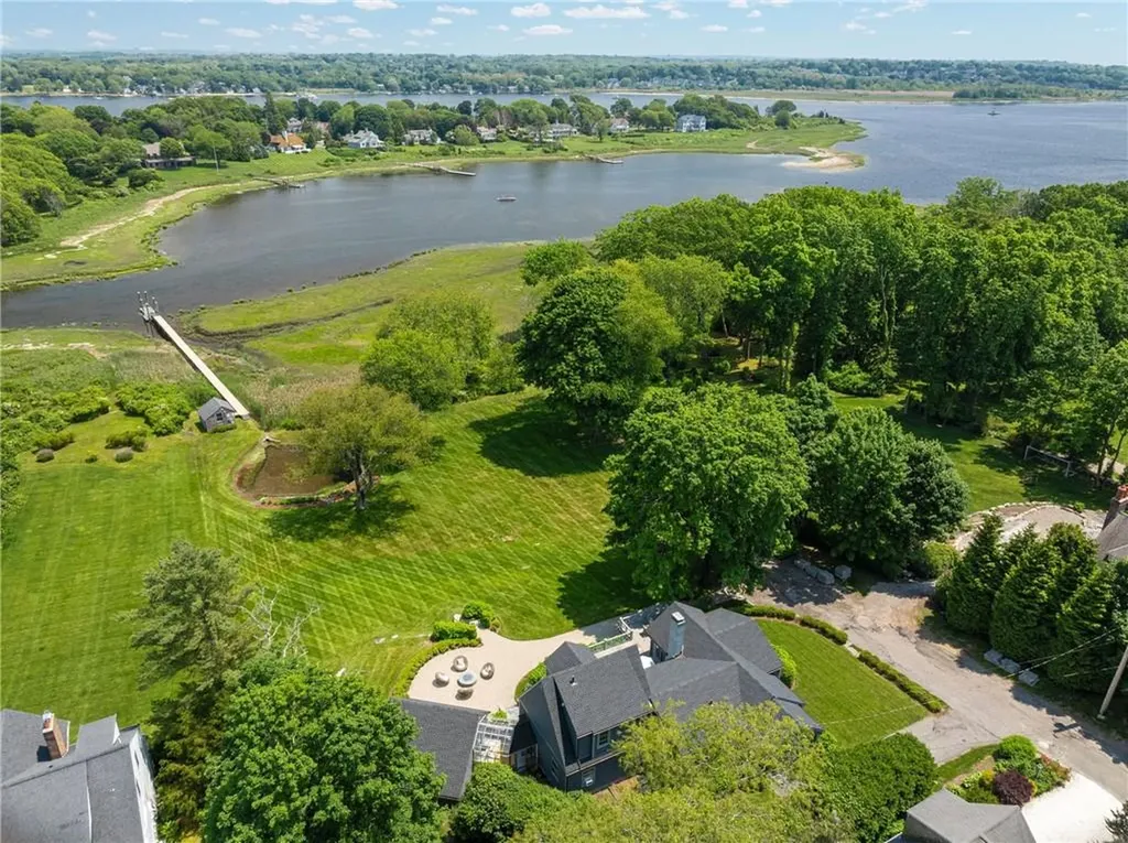 4 Libby Lane Barrington RI 02806