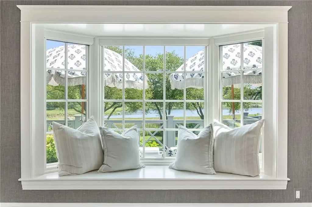 4 Libby Lane Barrington RI 02806