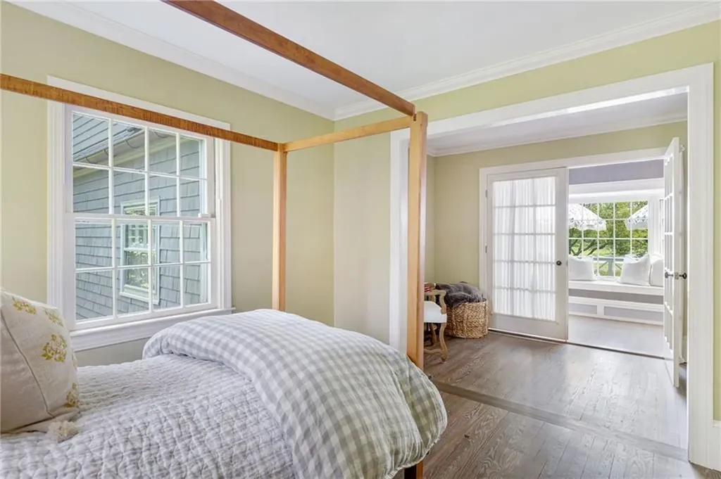 4 Libby Lane Barrington RI 02806