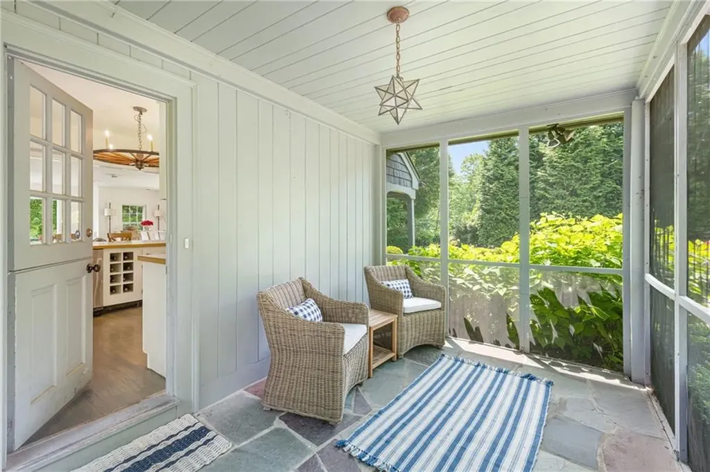 4 Libby Lane Barrington RI 02806