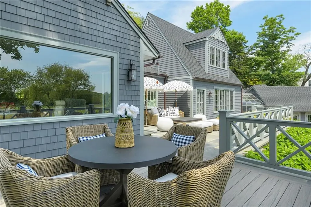 4 Libby Lane Barrington RI 02806