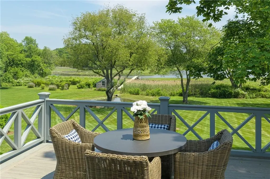 4 Libby Lane Barrington RI 02806