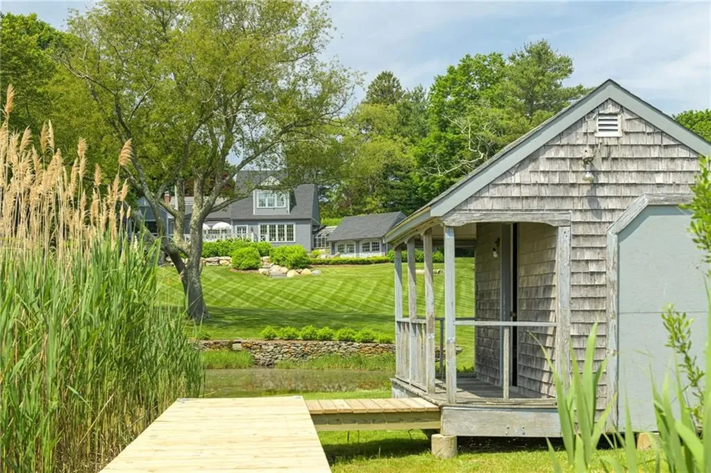 4 Libby Lane Barrington RI 02806
