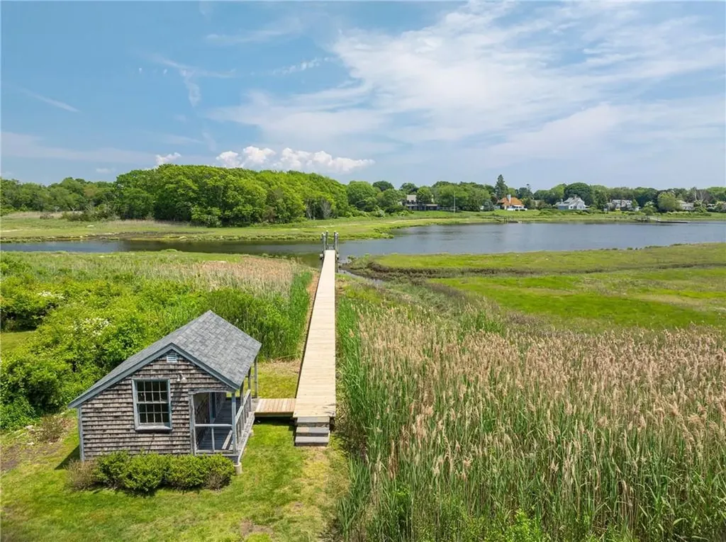 4 Libby Lane Barrington RI 02806