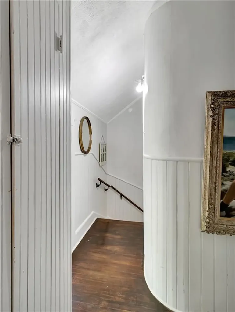 219 Nanaquaket Road Tiverton RI 02878